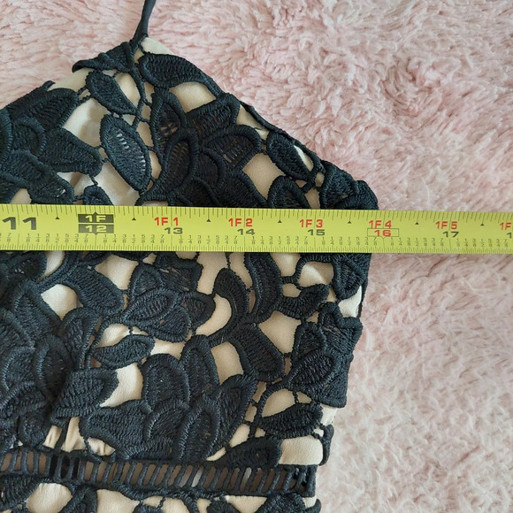 Club Monaco Lace Dress Size 6 (small, medium) - Picture 10 of 12